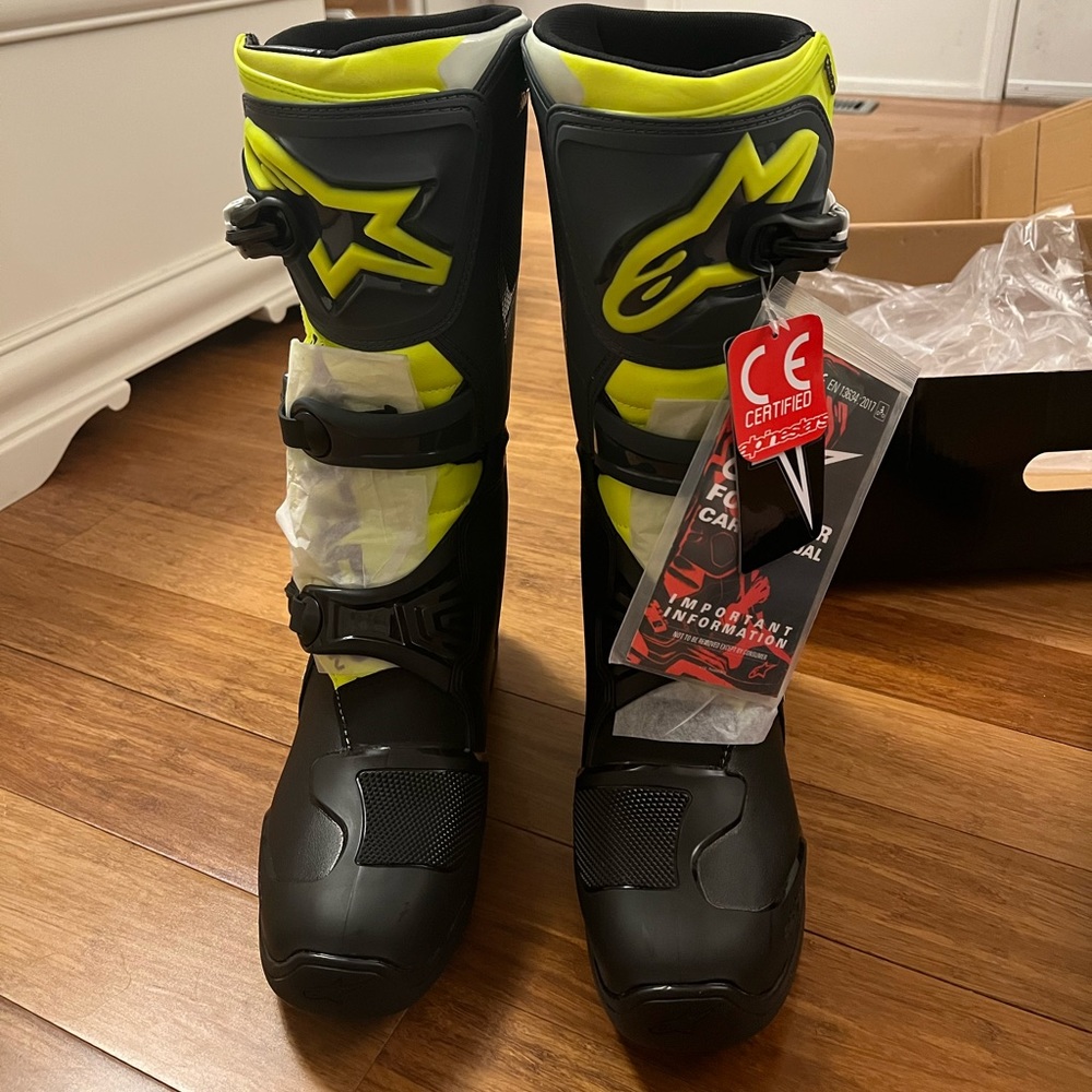 Size 12 Alpinestars Tech-3 Boots, black, grey, yellow BRAND NEW WITH TAGS
